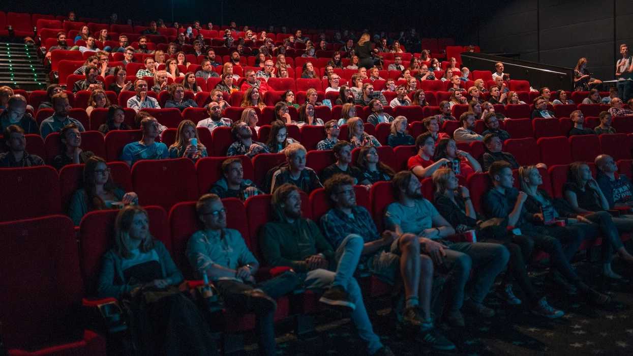Full_theater