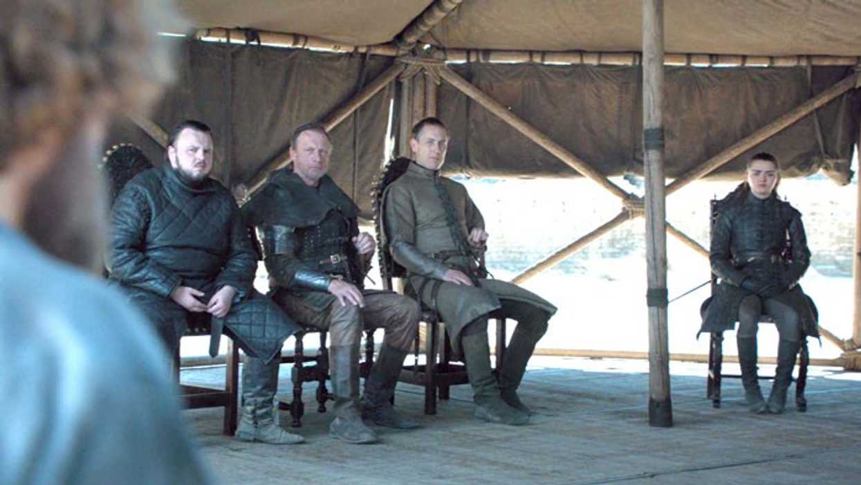 Game_of_thrones_plastic-water-bottle