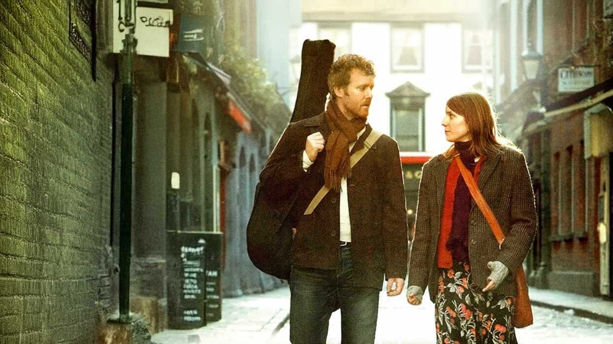 Glen Hansard and Markéta Irglová in Once (2006)