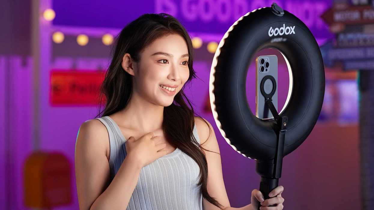 Godox LR150 Air Bi-Color Inflatable LED Ring Light