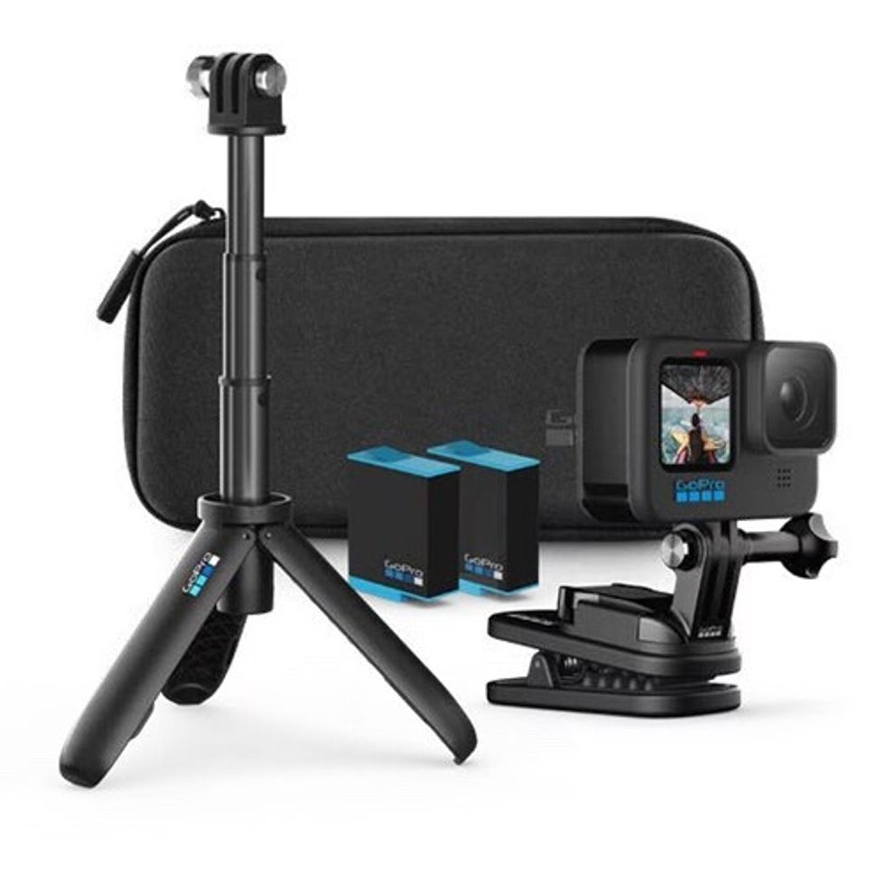 Gopro_chdrb_101_th_hero10_holiday_bundle_1663752019_1725430