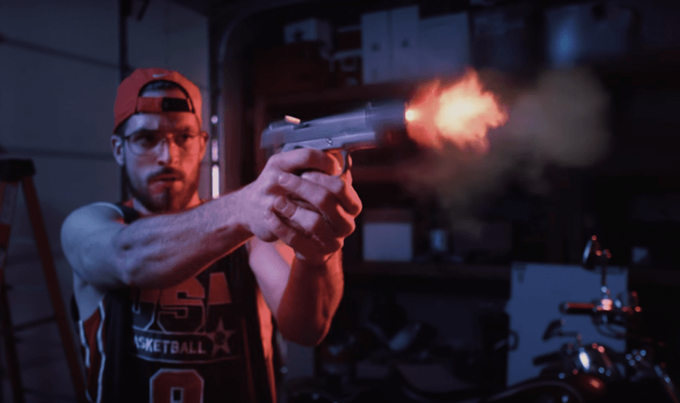 Gun_2