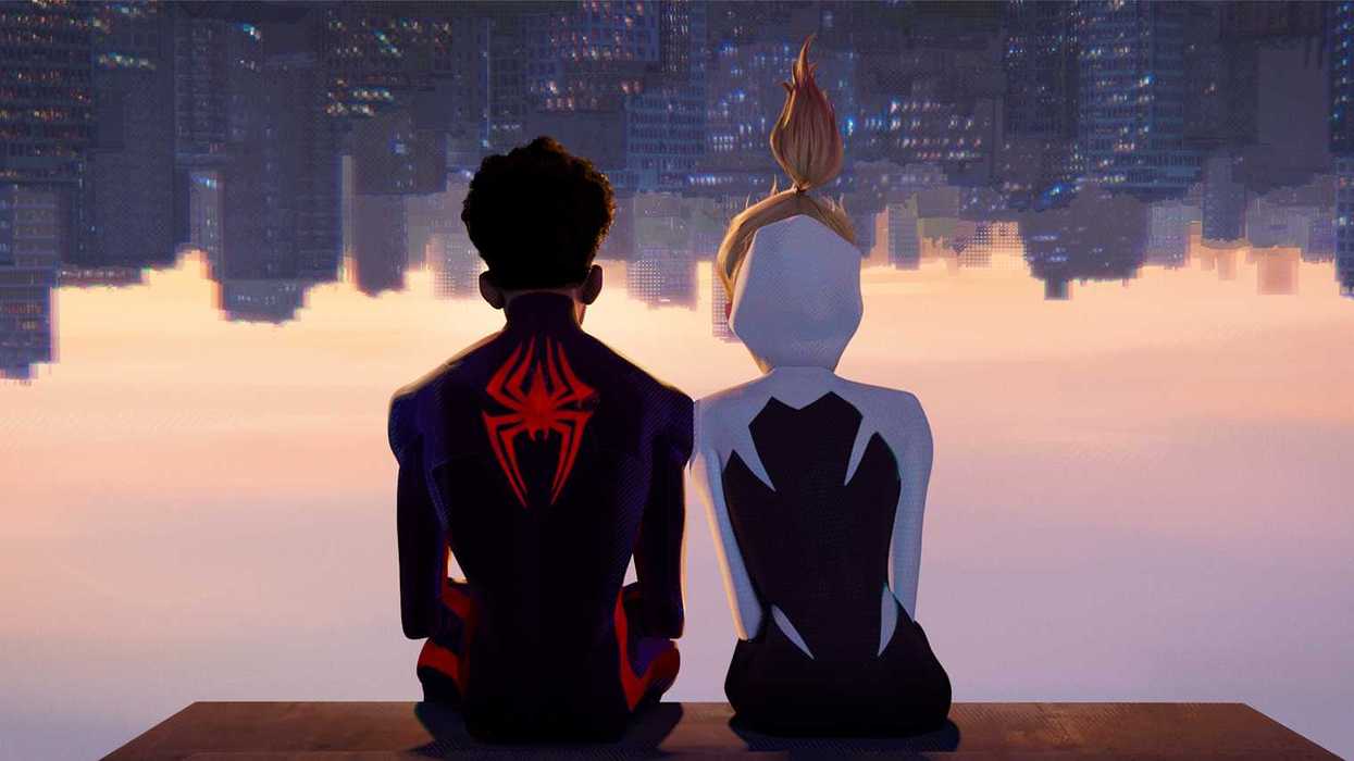 Gwen and Miles in Spiderman: Across the Spiderverse (2023)