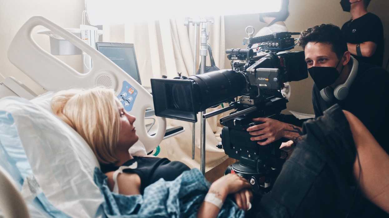 Hadley Robinson as Hannah laying in a hospital bed in 'Appendage'