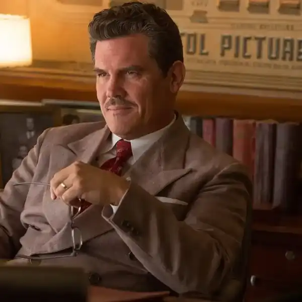 'Hail, Caesar!'