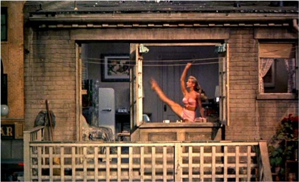 Hitchcock_rear_window_gallery_photo_11_new1