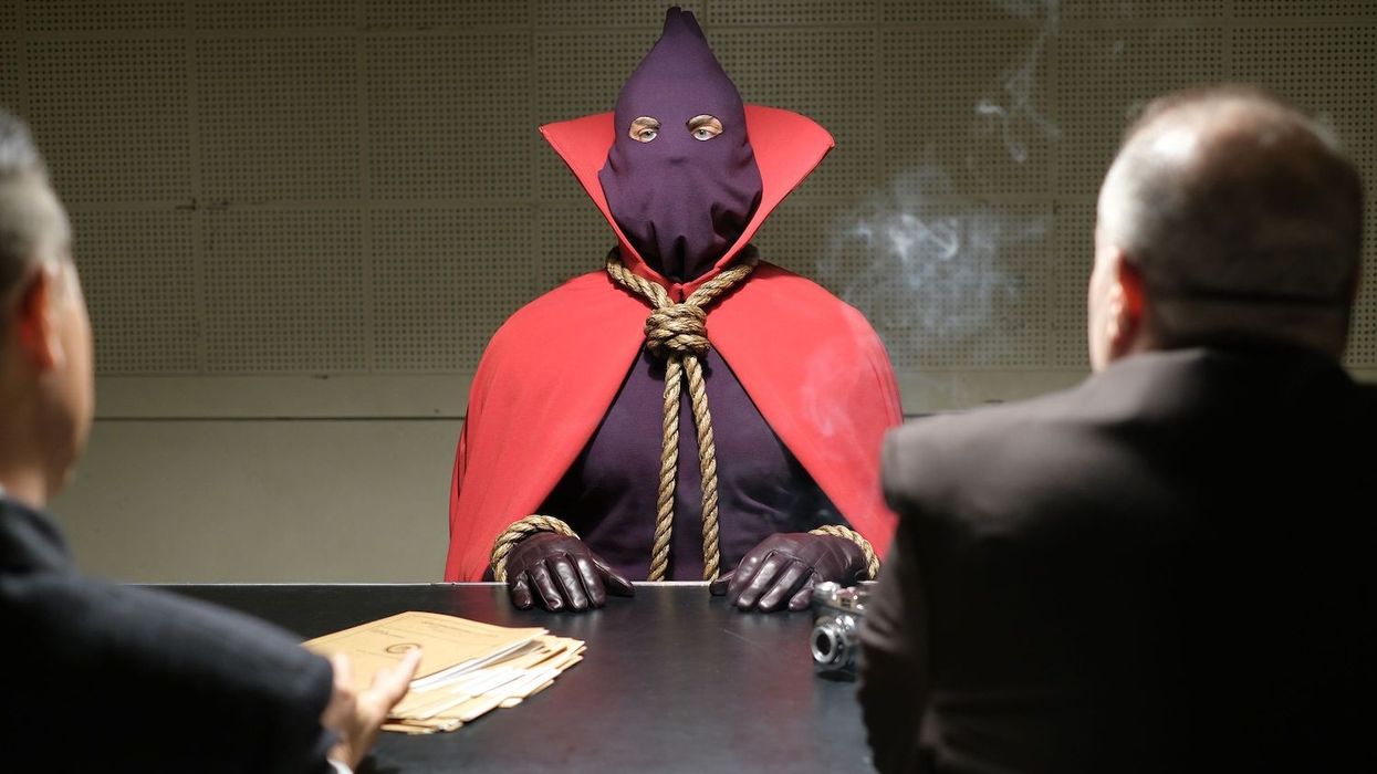 Hooded Justice sits in interrogation room on HBO's Watchmen.