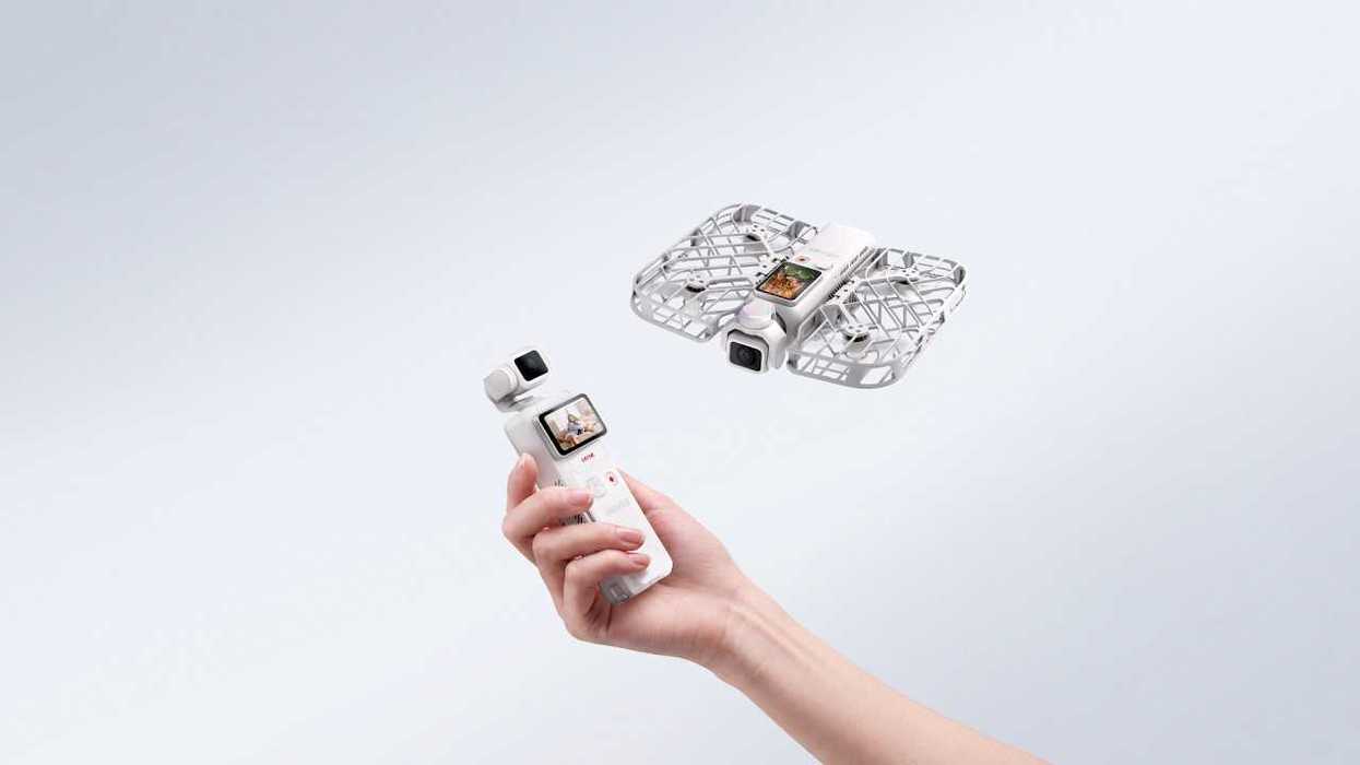 HOVERAir VERSA