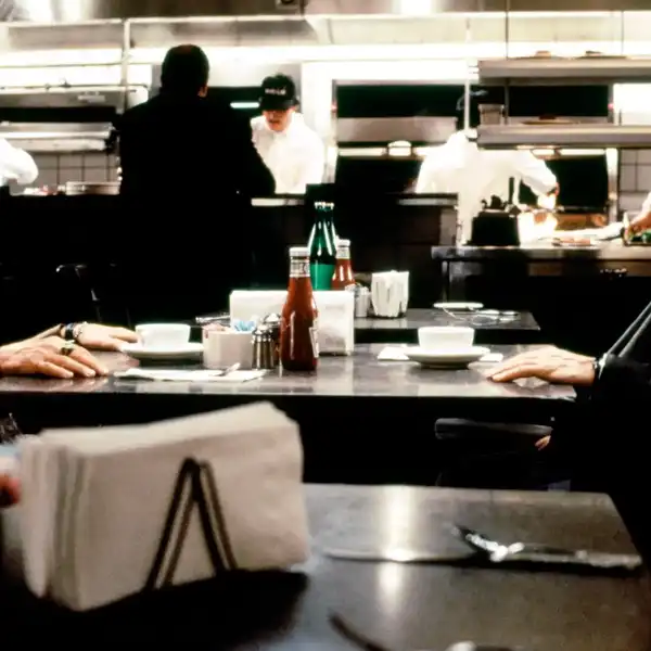 How Michael Mann Pulled Off This 'Impossible' Camera Move in 'Heat'