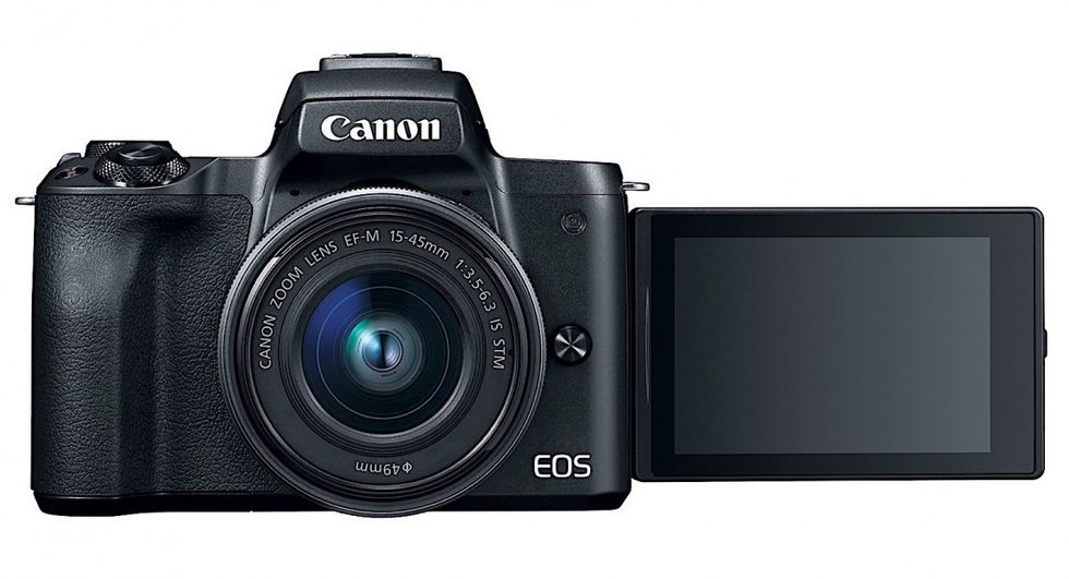 Hr-eos-m50-black-efm15-45-stm-3q-cl-1_0