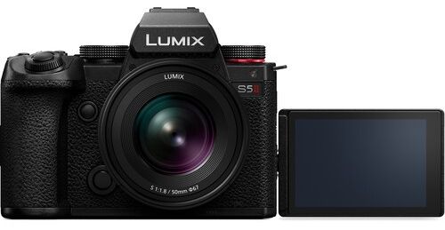 The Panasonic Lumix S5 II Is Reportedly Experiencing Battery Draining Issues