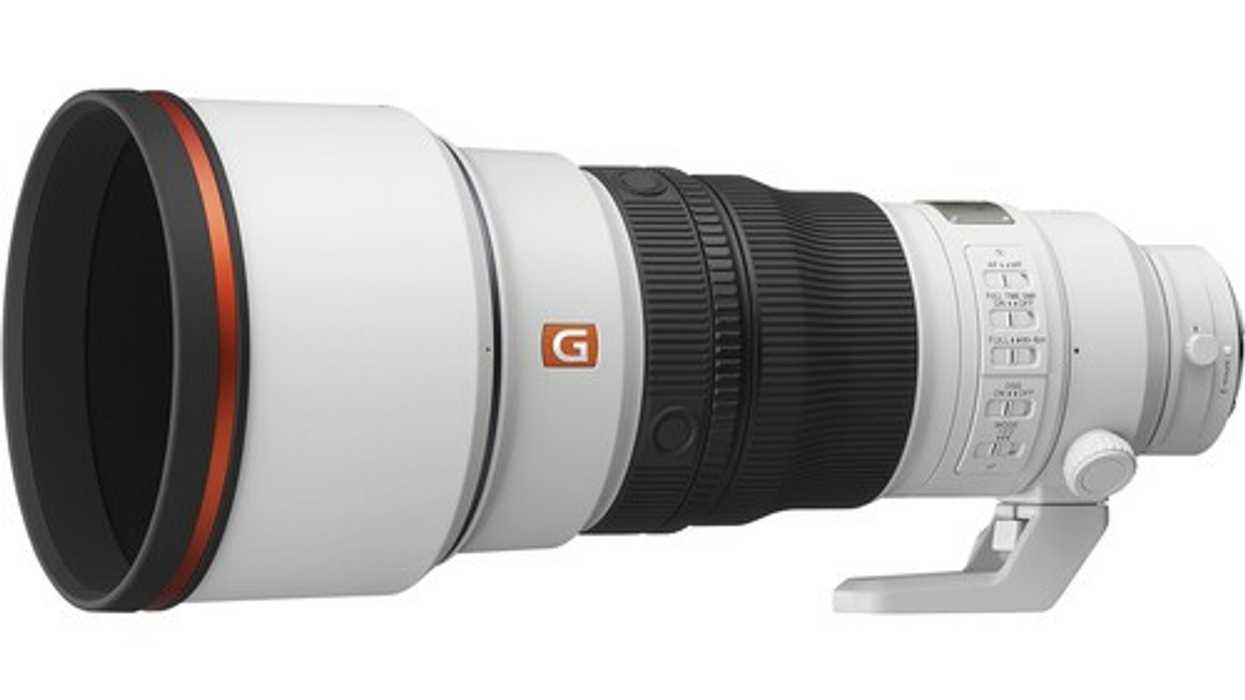 Sony FE 300mm f/2.8 GM OSS Lens