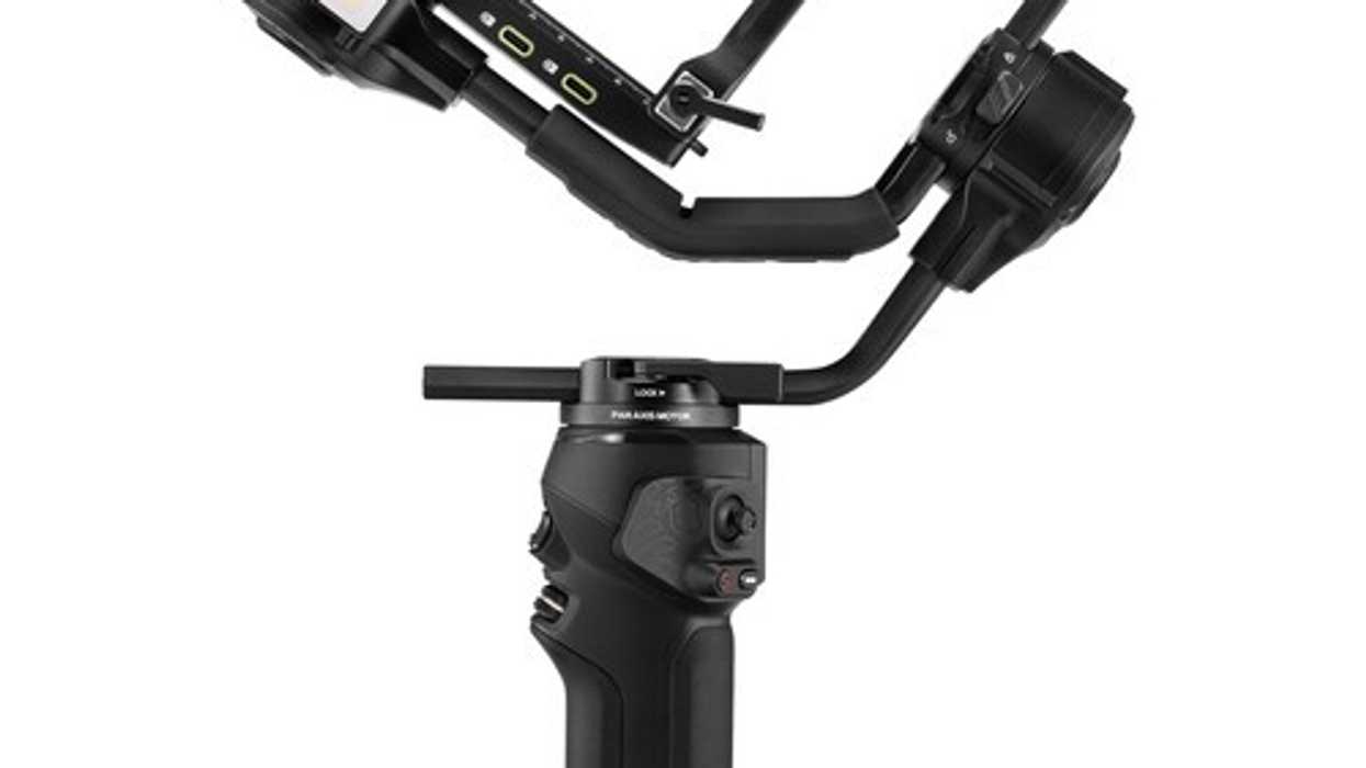 Zhiyun CRANE 4 3-Axis Handheld Gimbal Stabilizer Combo Kit