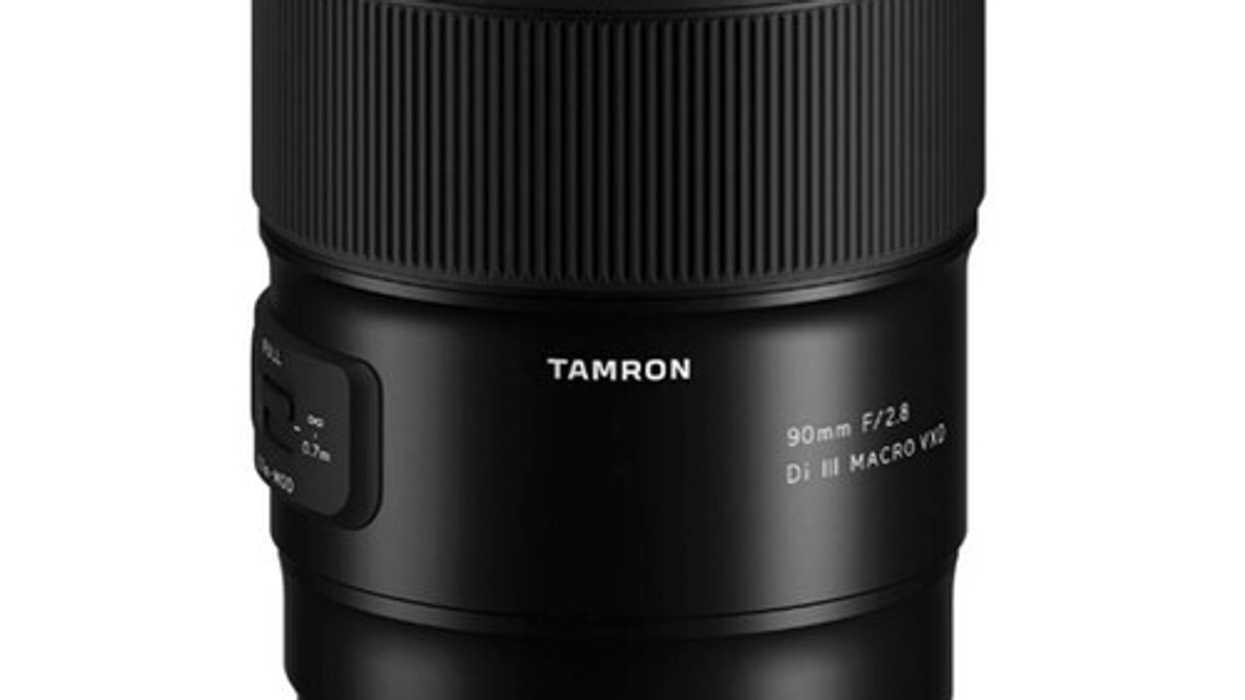 Tamron 90mm f/2.8 Di III VXD Macro Lens
