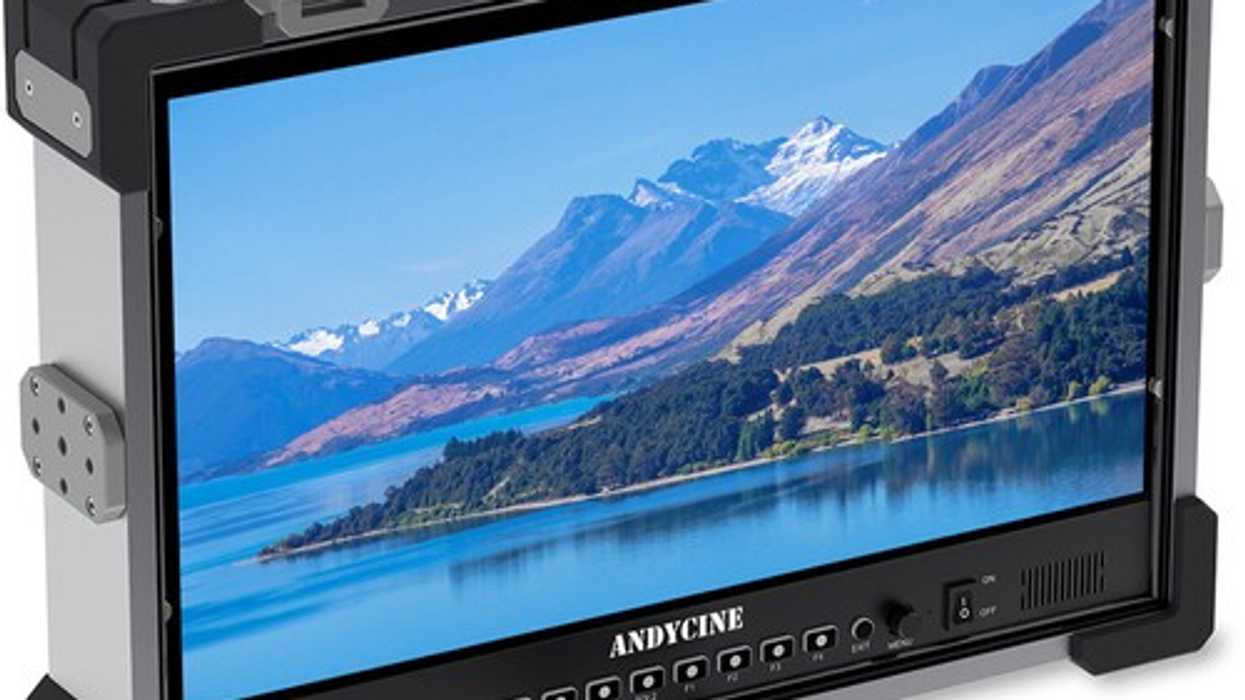 ANDYCINE C215S 21.5" High-Bright Broadcast Monitor with Protective Case