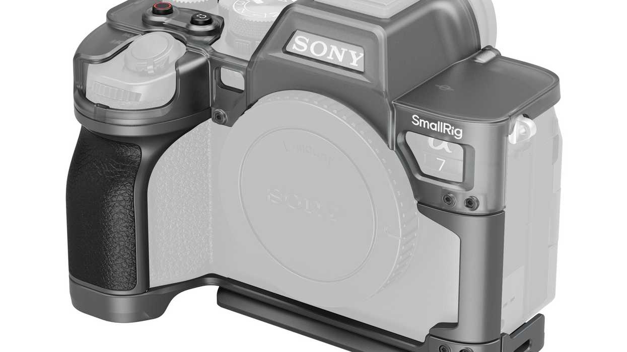 SmallRig Hybrid Modular Cage for Sony a7 IV