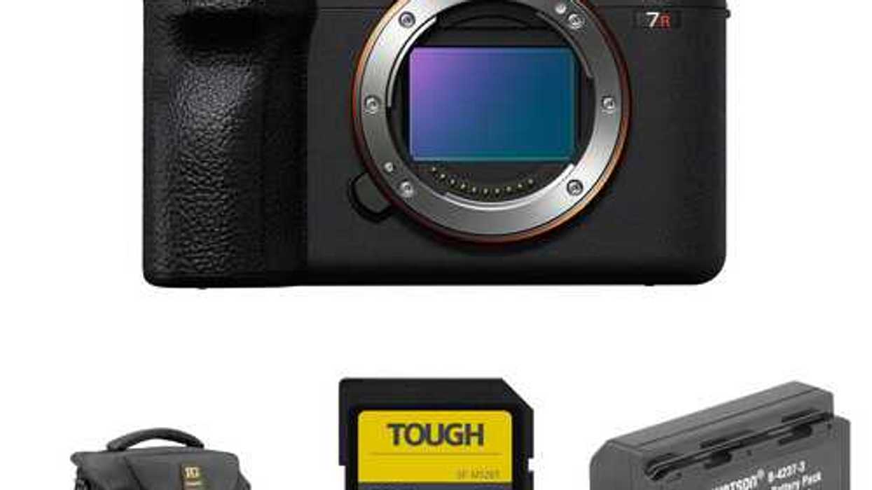 Sony a7R V Mirrorless Camera with Basic Bundle