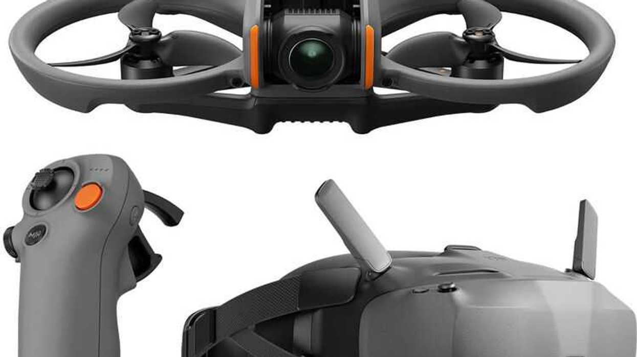 DJI Avata 2 FPV Drone with Goggles N3 & 1-Battery Fly More Combo