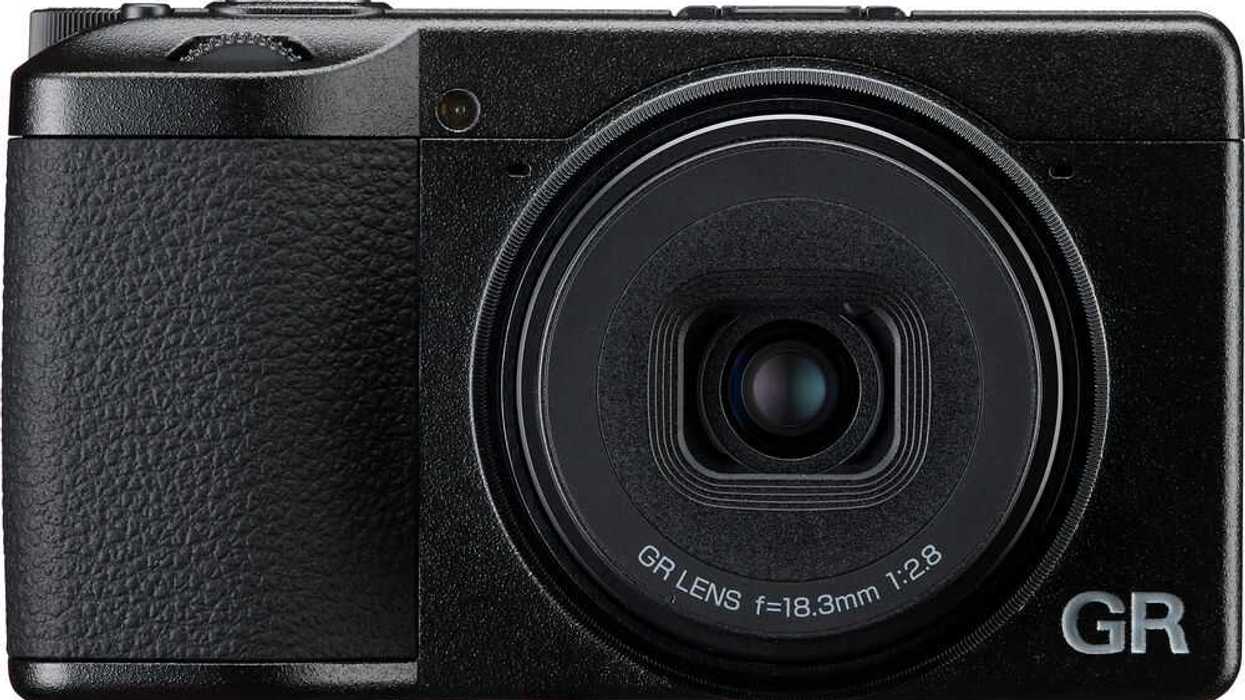 Ricoh GR IV HDF Digital Camera