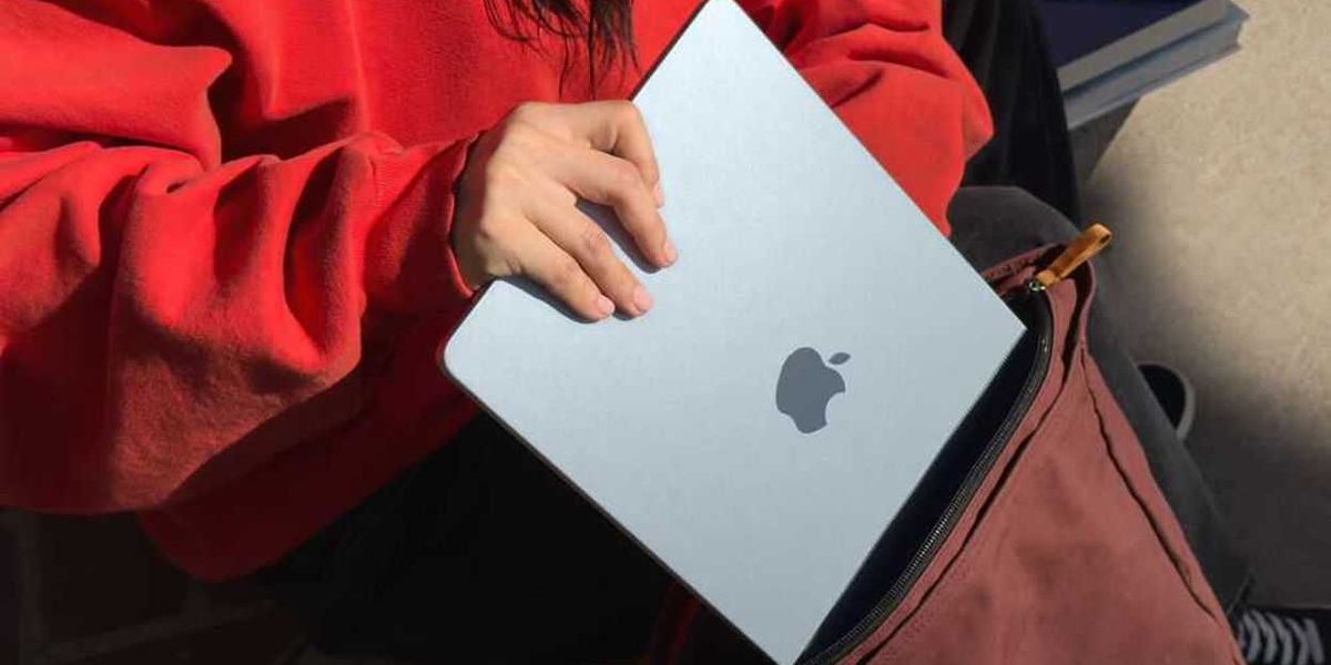 Looking for a Laptop? Here’s How You Can Get $500 in Instant Savings on this MacBook Air