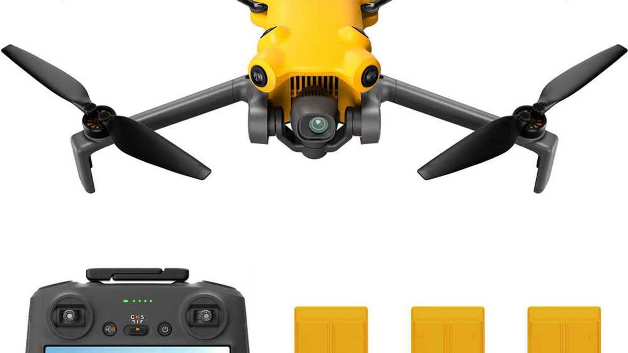 SKYROVER X1 Drone Fly More Combo with Remote Screen Controller