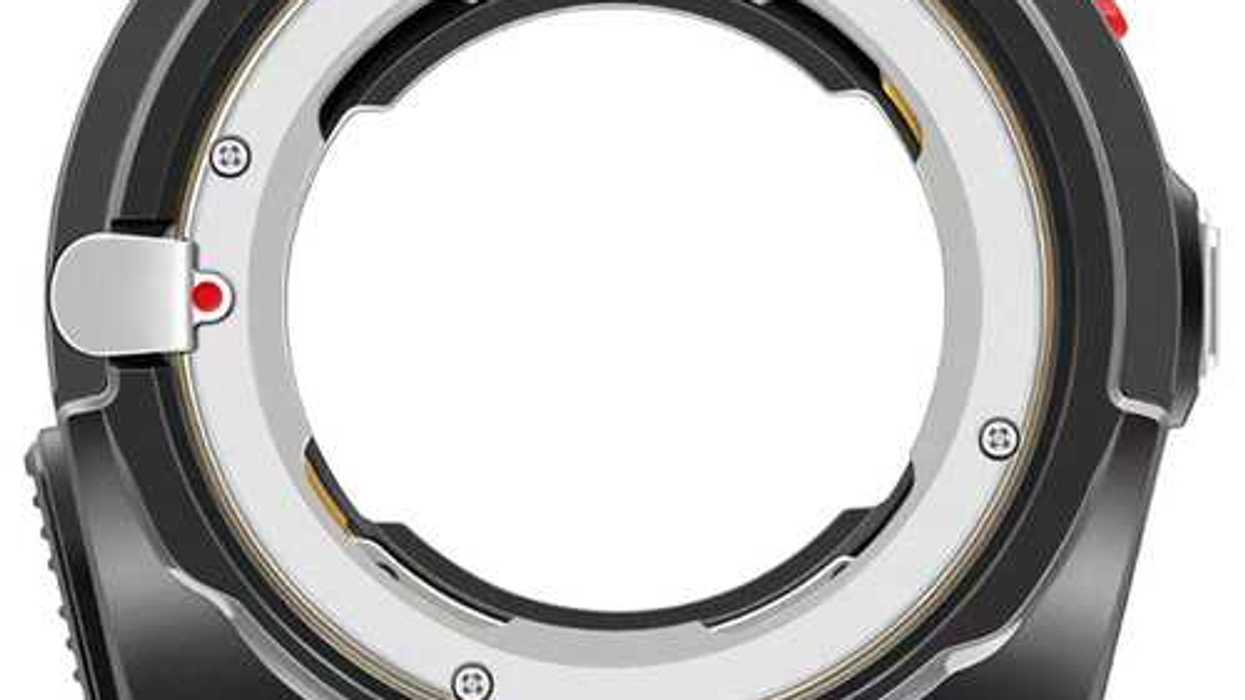 Megadap Leica M Lens to Canon RF-Mount Autofocus Adapter