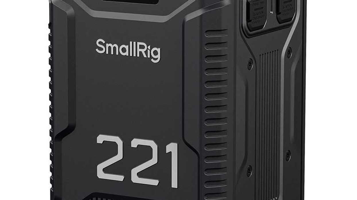SmallRig T221 Triple-Proof IP54 Waterproof V-Mount Battery (221Wh)