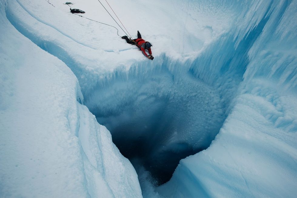 Img-chasingice_141938182342_0