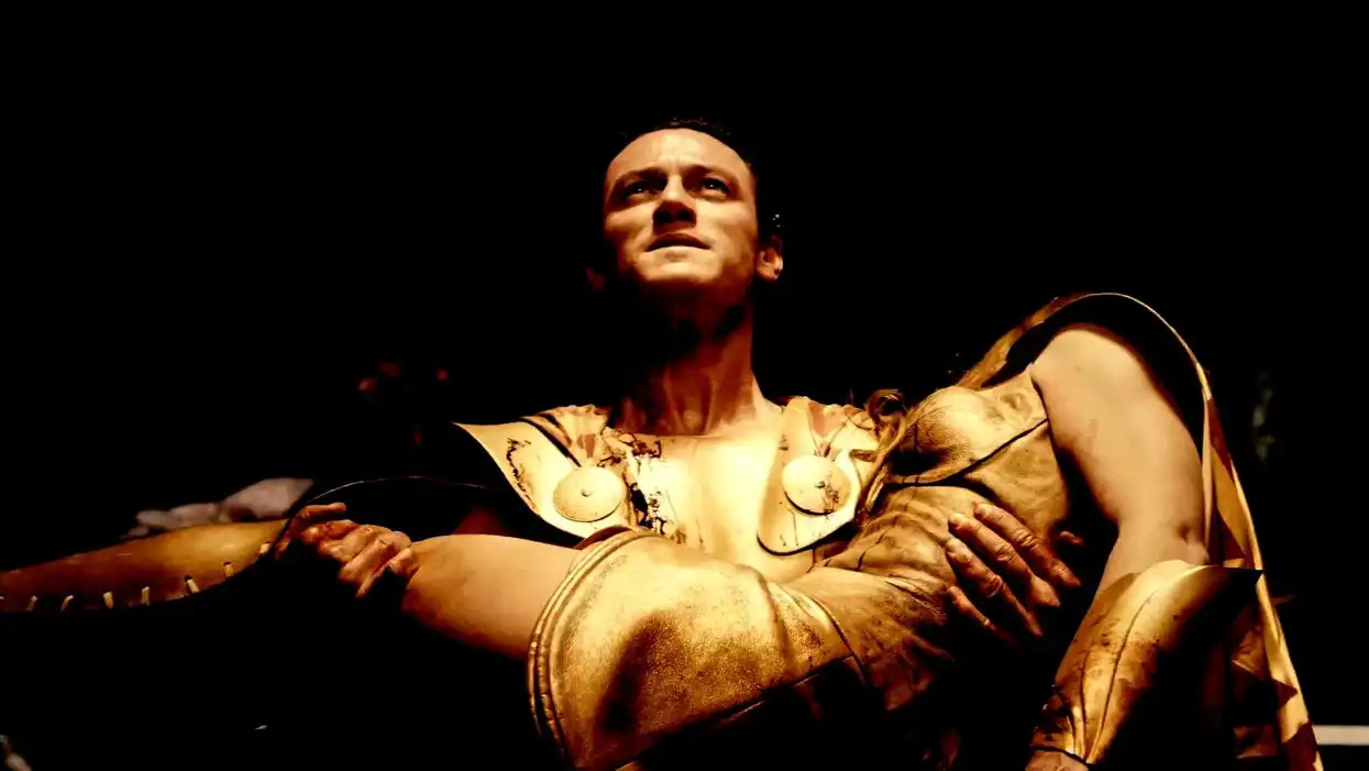Immortals_fantasy_action_adventure_movie_film_warrior_mood_1920x1032