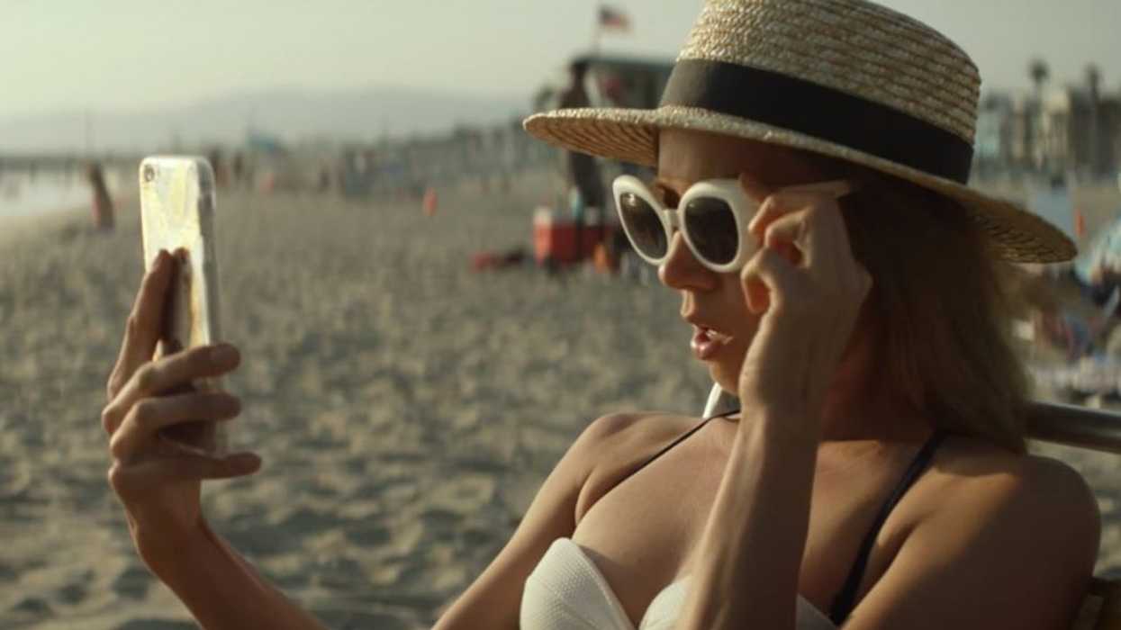 Ingrid-goes-west-glasses-header_1050_591_81_s_c1