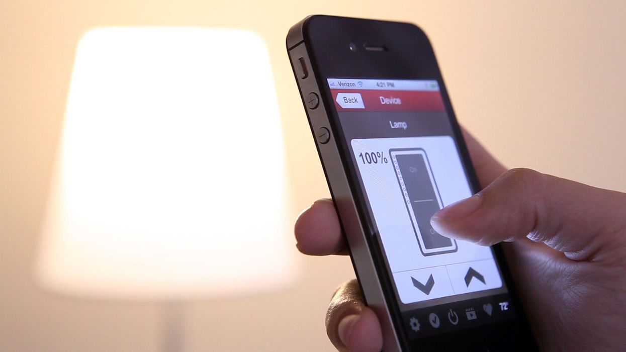 Insteon-led-bulb-iphone-ios-android