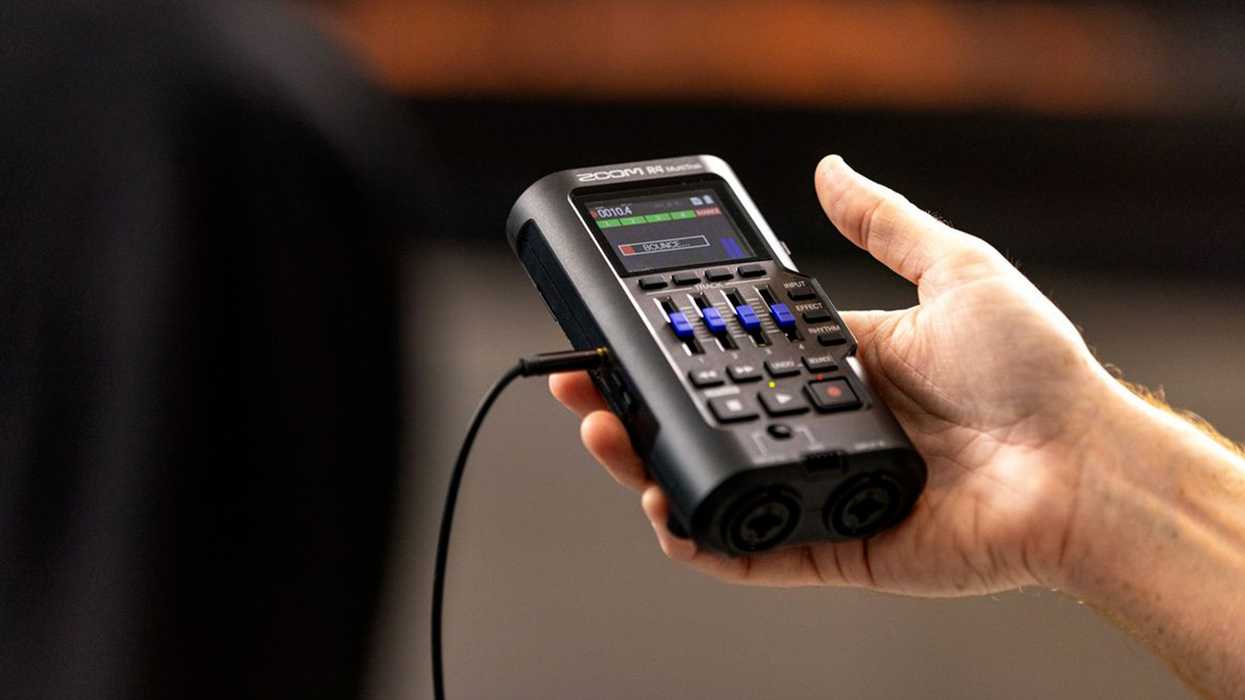 Introducing the Zoom R4 MultiTrak