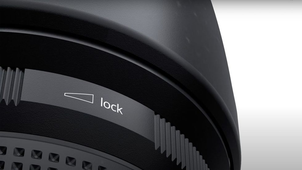 IRIX 21mm f/1.4 Focus Lock