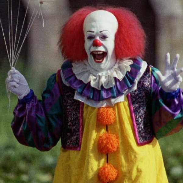 'It' Tim Curry