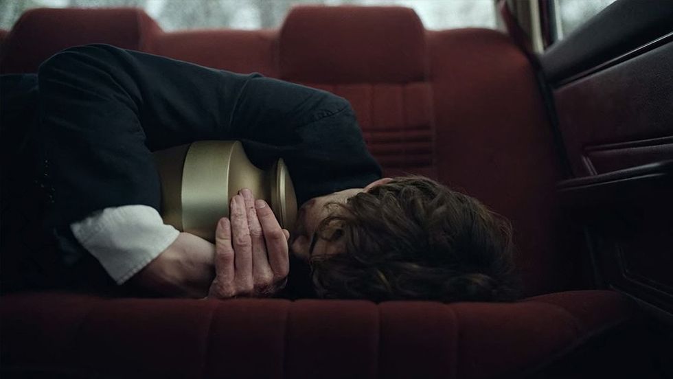 James (Alex Lawther) clutching his father's ashes in 'The End of the F***ing World'