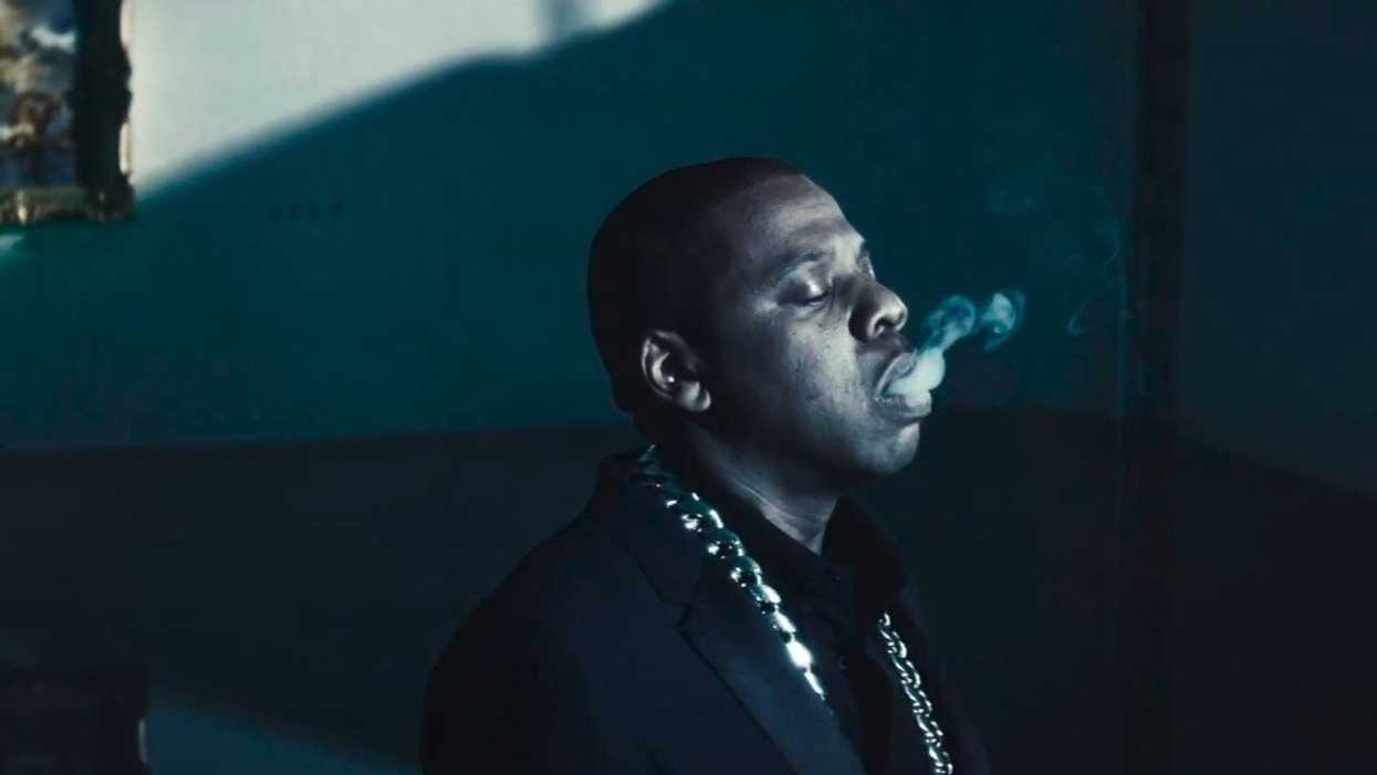 Jay-z-justin-timberlake_holy-grail_red-epic-dragon-e1377916964860