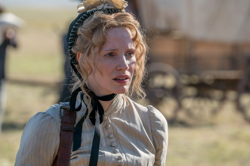 Jessica-chastain-woman-walks-ahead