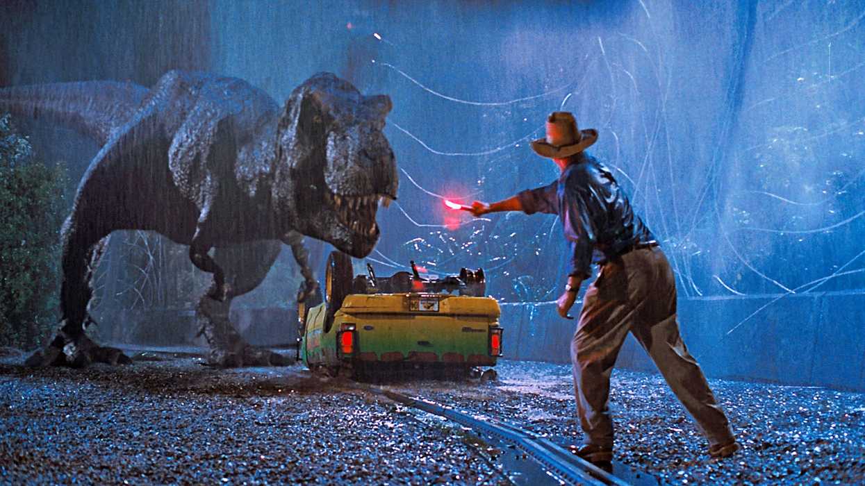 Jurassic-park-watching-superjumbo-v2