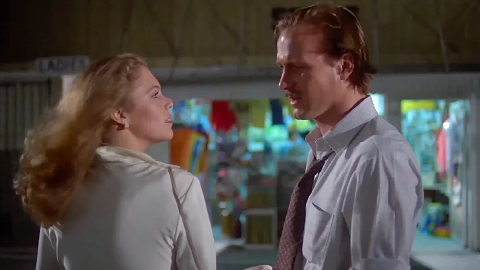 Kathleen Turner as Matty Walker and William Hurt as Ned Racine in a scene from the 1981 erotic thriller film Body Heat