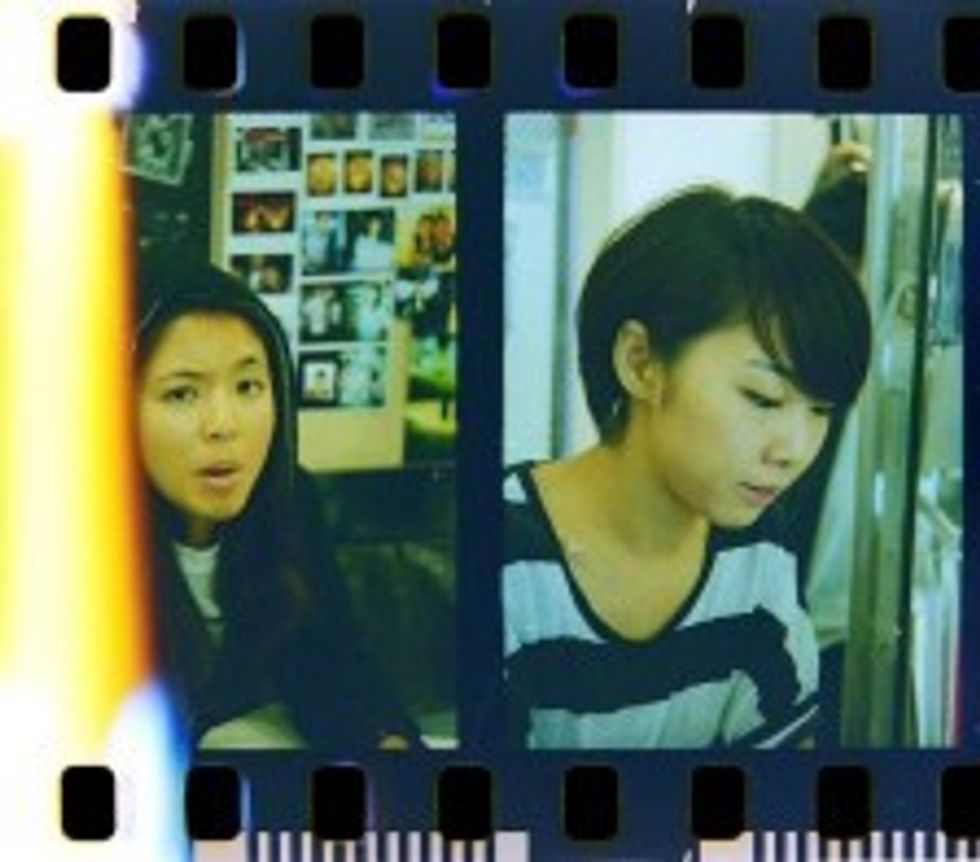 Lomography-smarphone-film-digital-scanner-still-instagram-kickstarter-3-e1358234914522-224x197