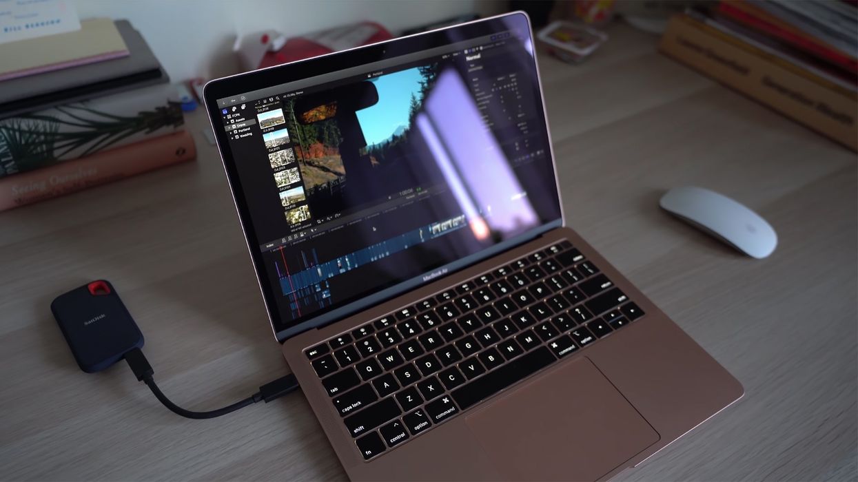 MacBook Air 4K Editing