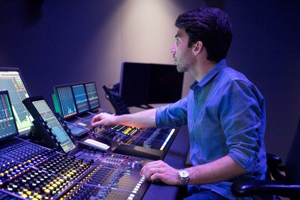 Mif-breaking-peter-bawiec-mixing-sound-stage