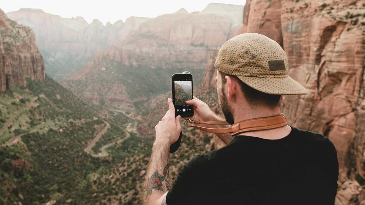 Momet-app-lifestyle-1_0