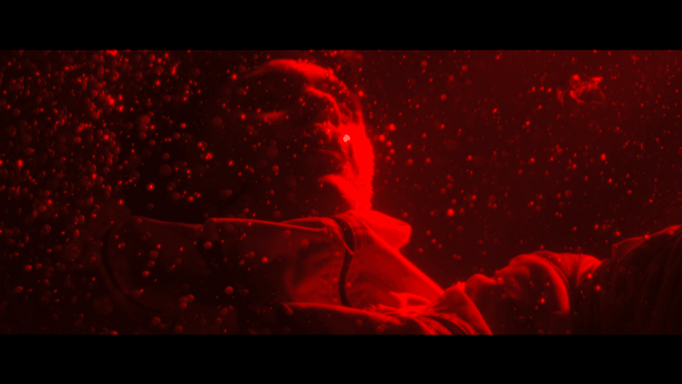 Music_video_still_6