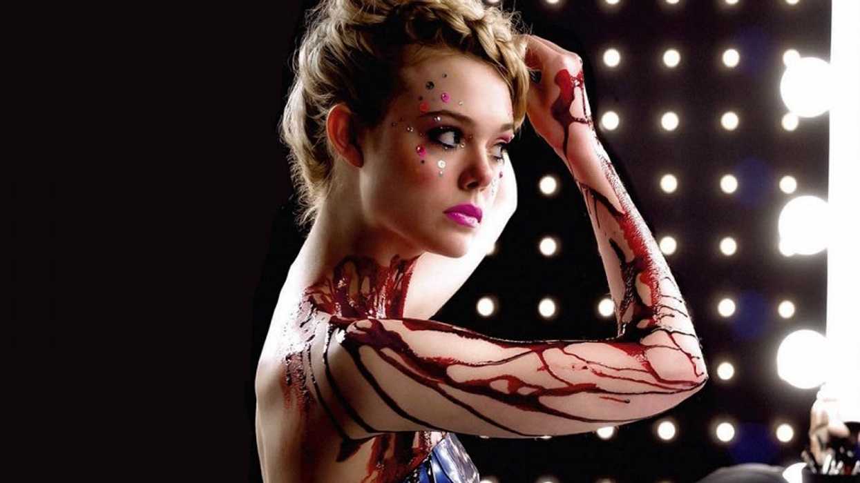 Neon-demon-movie-reviews-elle-fanning