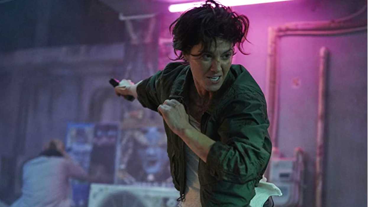 Neon_pink_offset_kate_dp_lyle_vincent_still_0