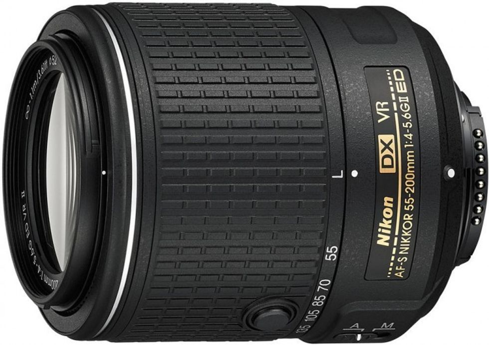 Nikon AF-S DX NIKKOR 55-200mm f/4-5.6G ED VR II Lens