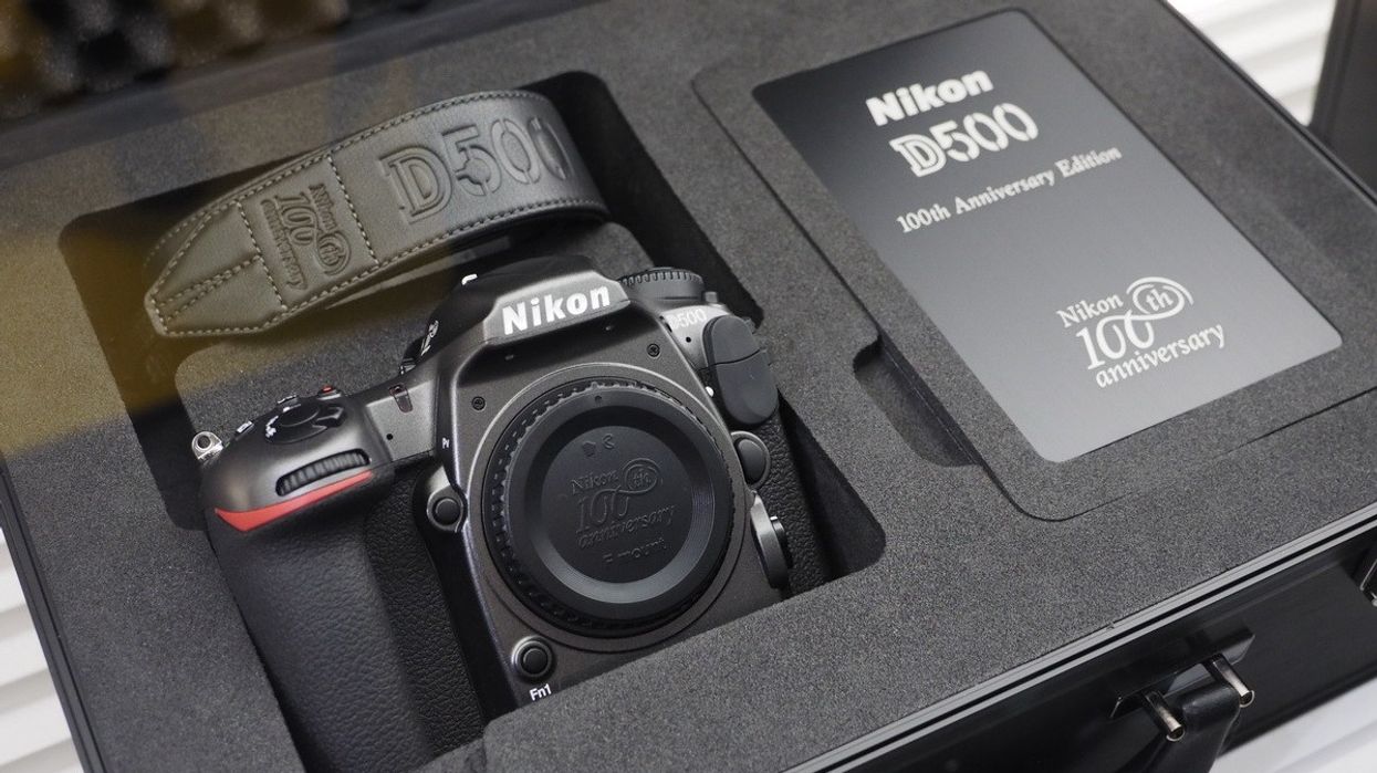 Nikon-d5-and-d500-100th-anniversary-special-edition-sets4