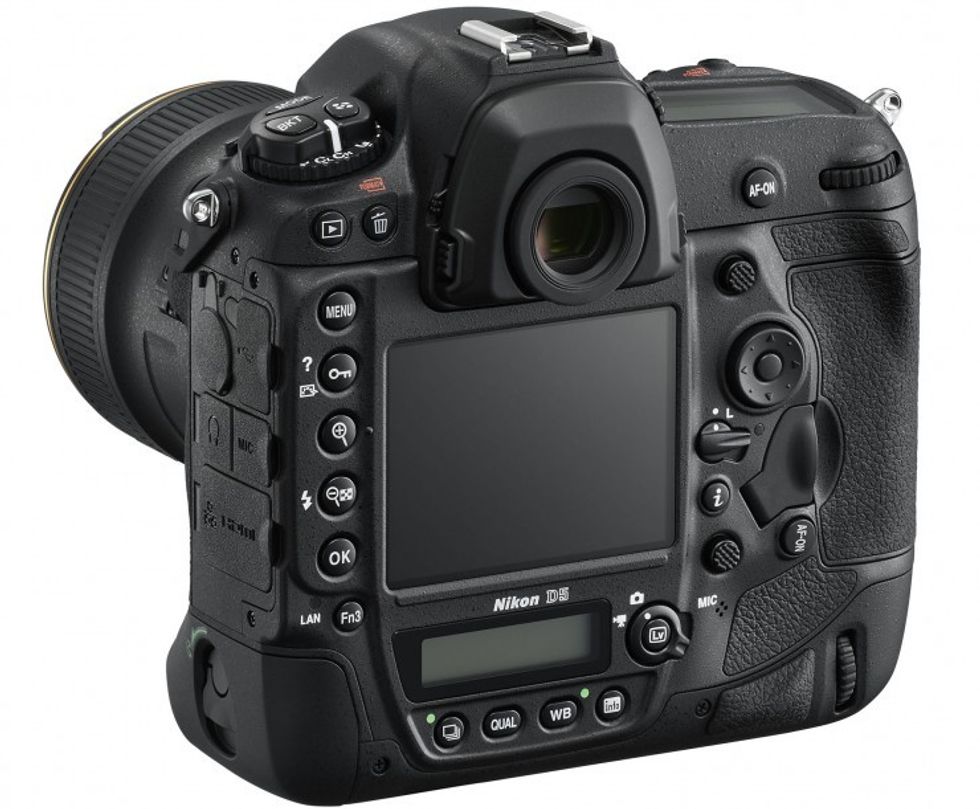 Nikon D5 Back