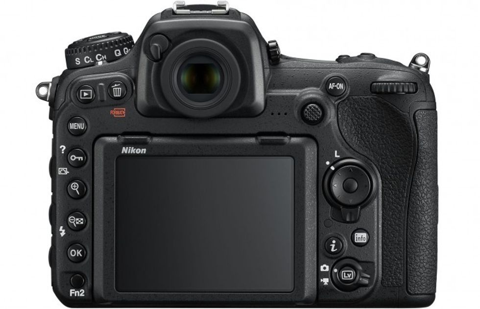 Nikon D500_back